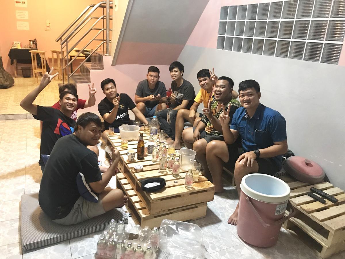 Oppa House Hostel (Adults Only) Ban Don Rak Buitenkant foto