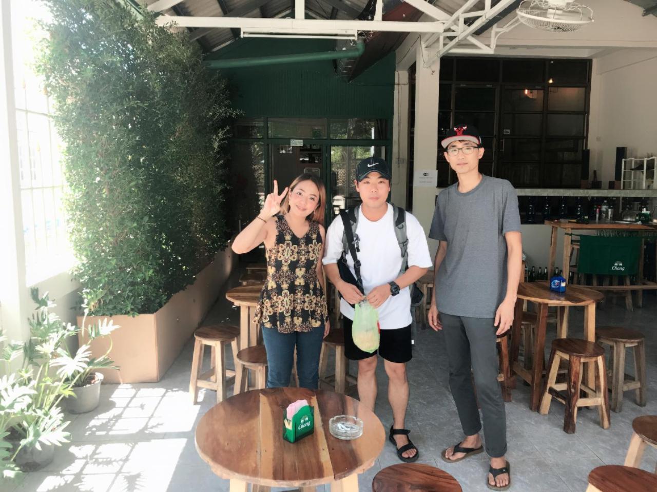 Oppa House Hostel (Adults Only) Ban Don Rak Buitenkant foto